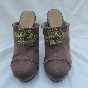 8.5 M BCBGeneration Lt Army Mules